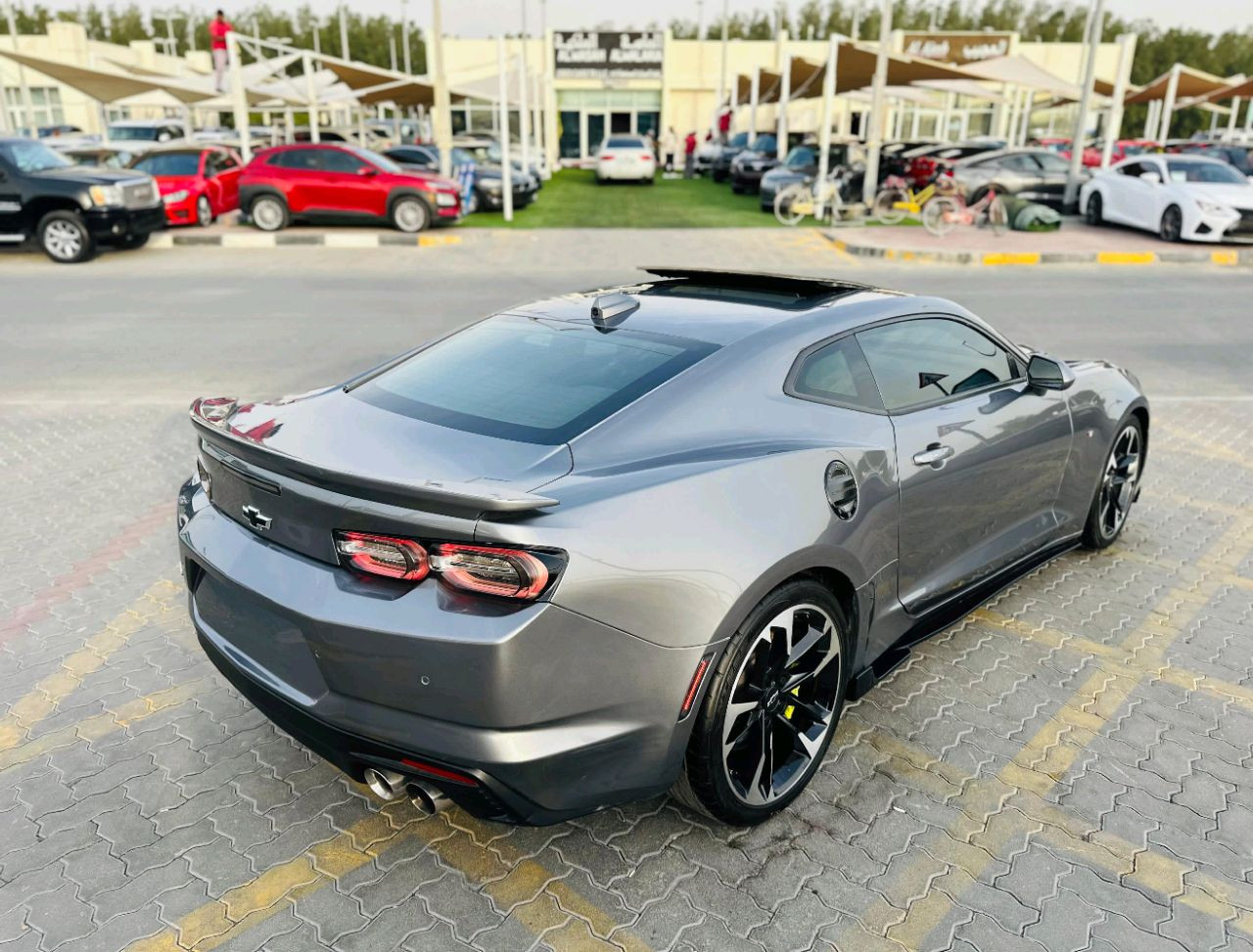 Chevrolet Camaro - Image 4
