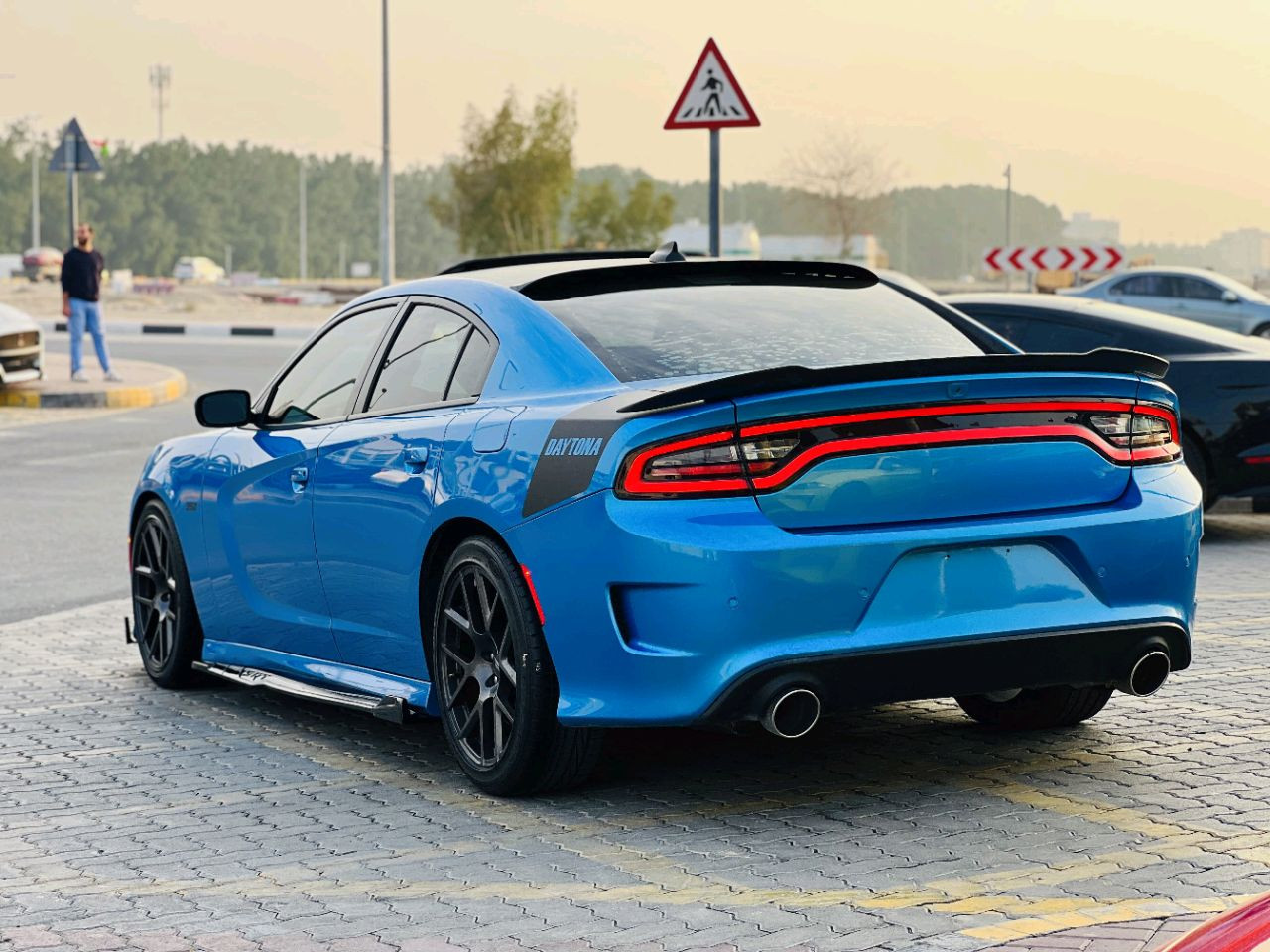 Dodge Charger - Image 7