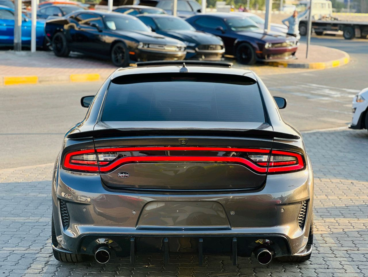 Dodge Charger - Image 10