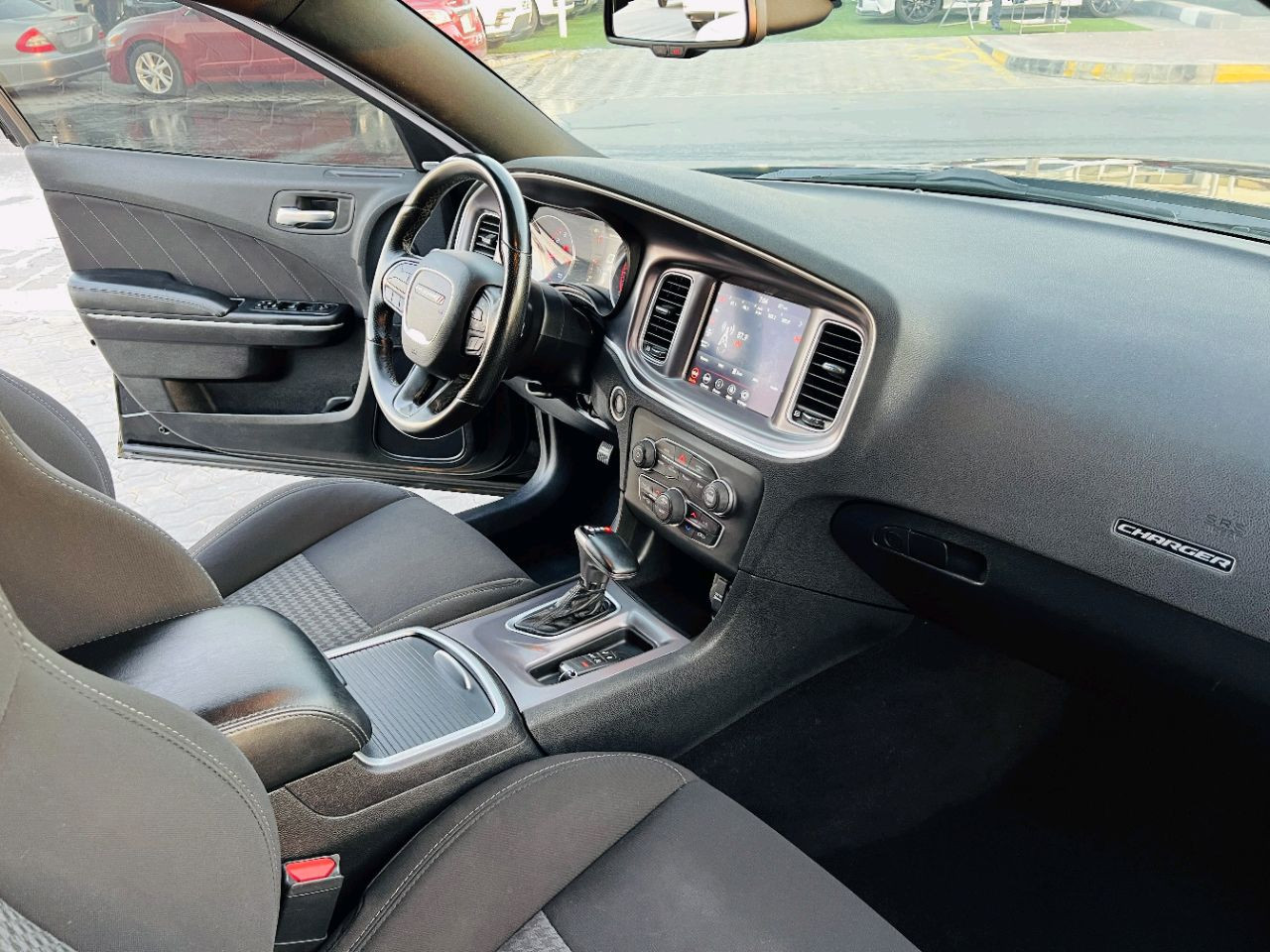 Dodge Charger - Image 10
