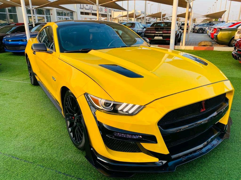 Ford Mustang - Image 4