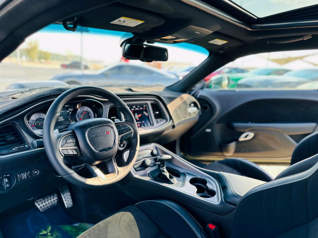Dodge Challenger - Image 7