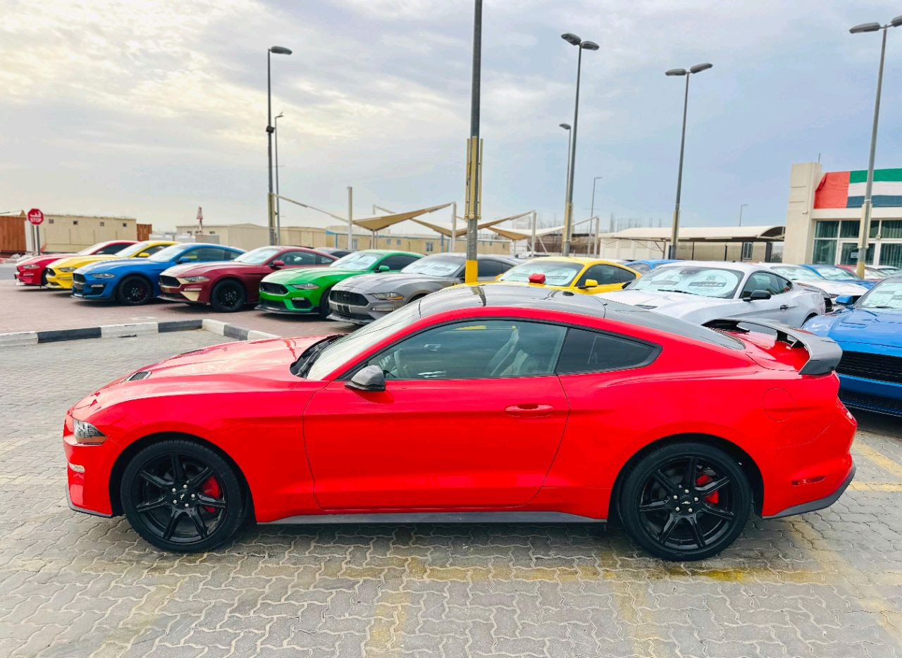 Ford Mustang - Image 6