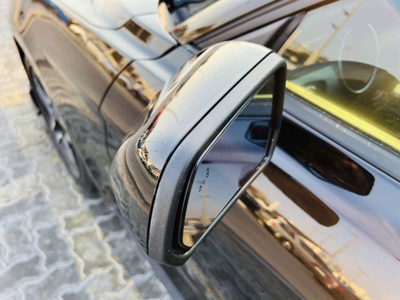 Ford Mustang - Image 9