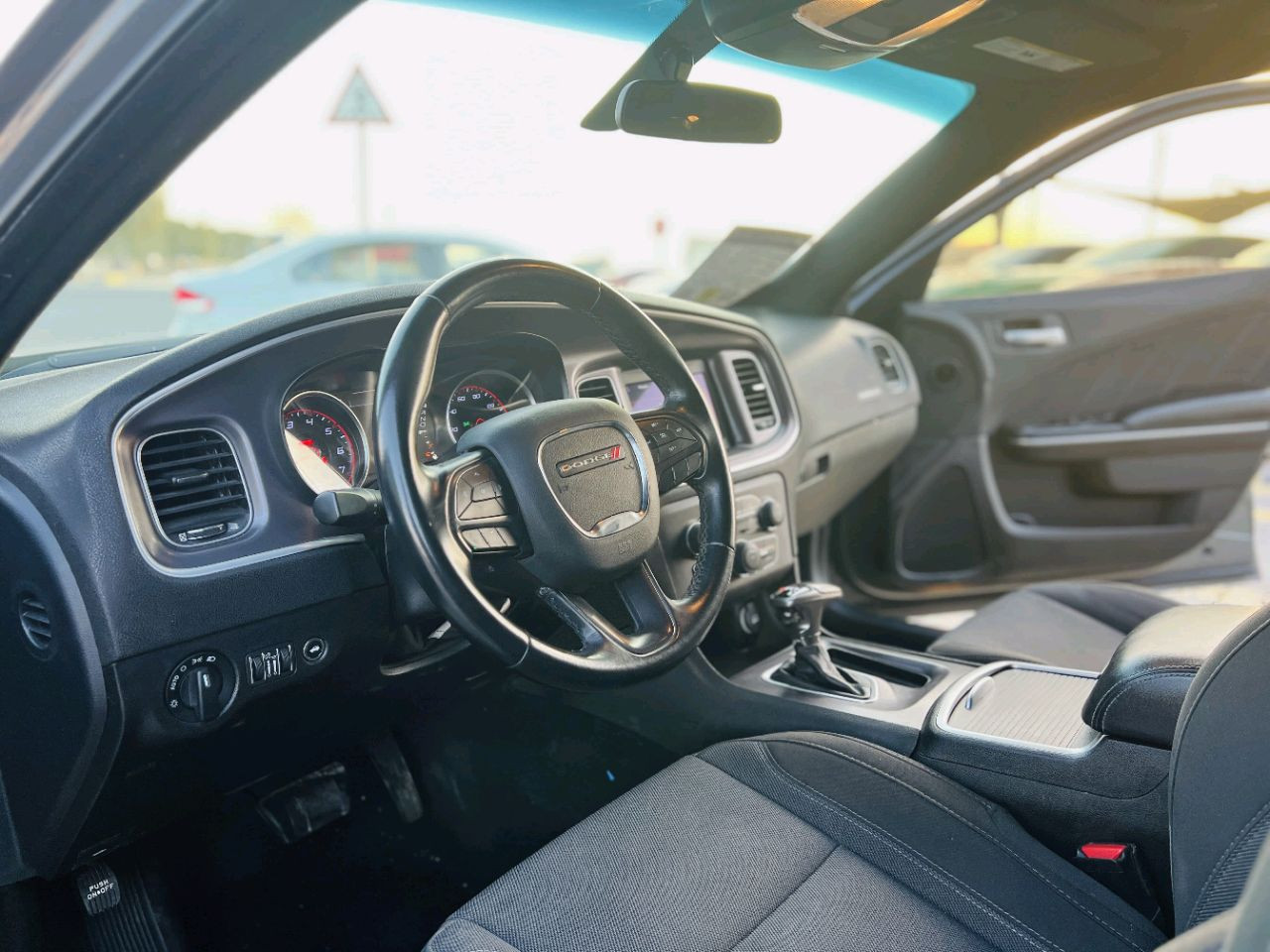 Dodge Charger - Image 9