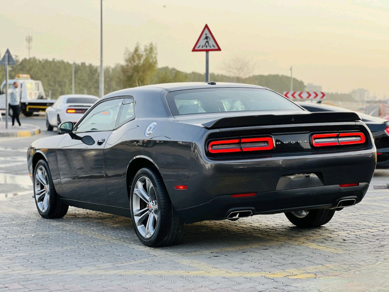 Dodge Challenger - Image 9