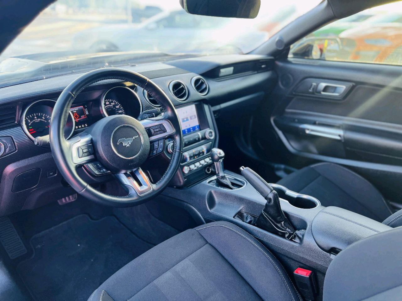 Ford Mustang - Image 9