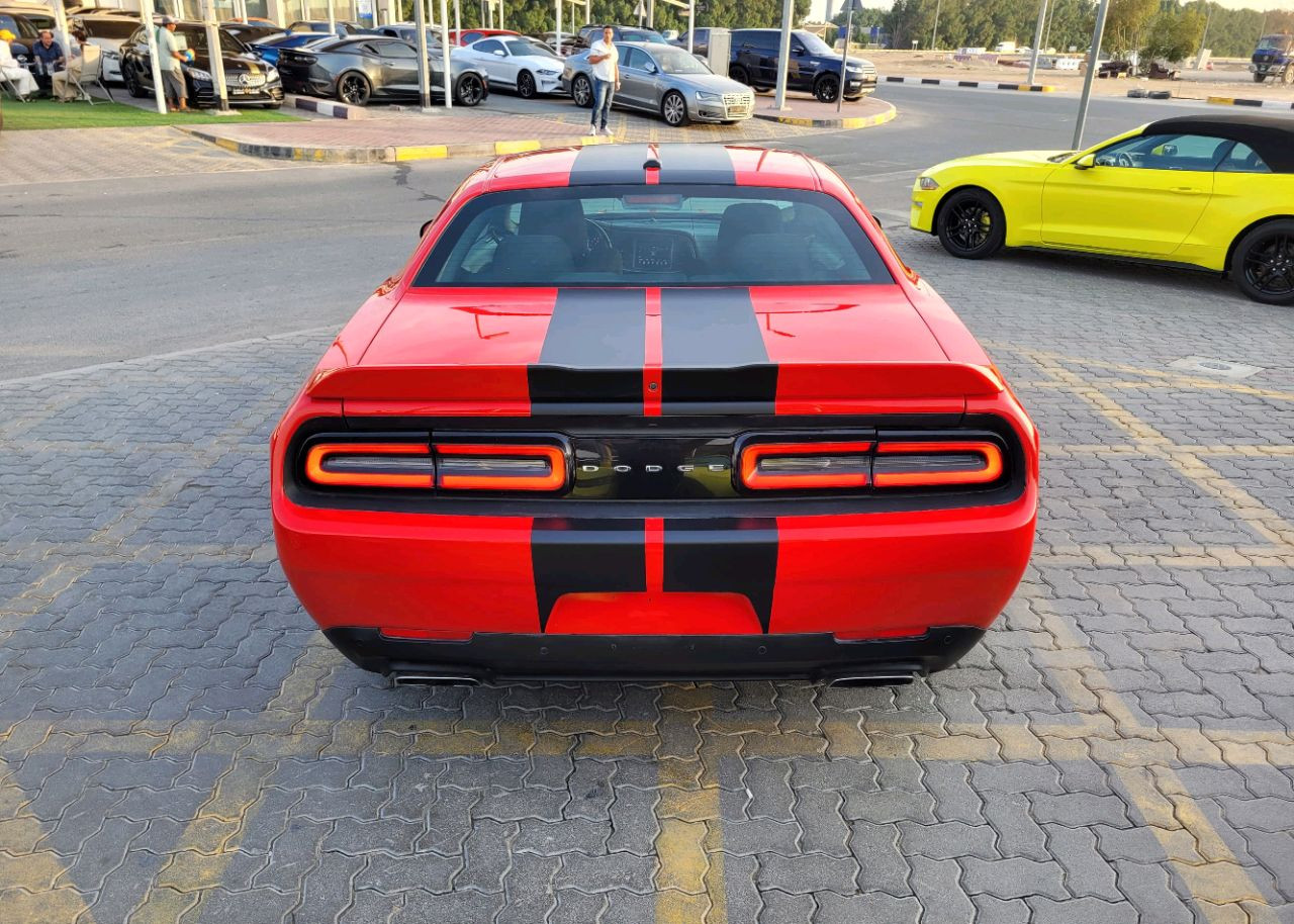 Dodge Challenger - Image 6
