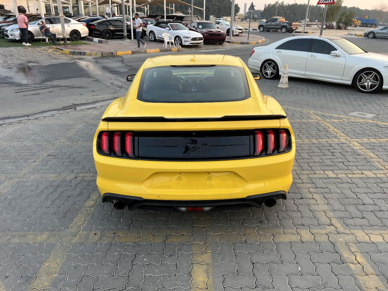 Ford Mustang - Image 7
