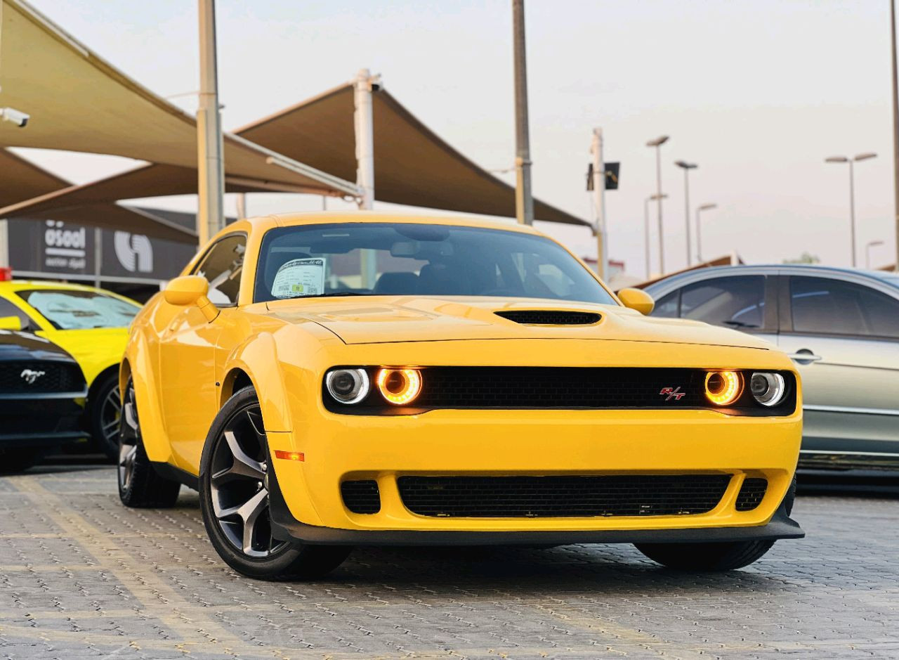 Dodge Challenger - Image 11