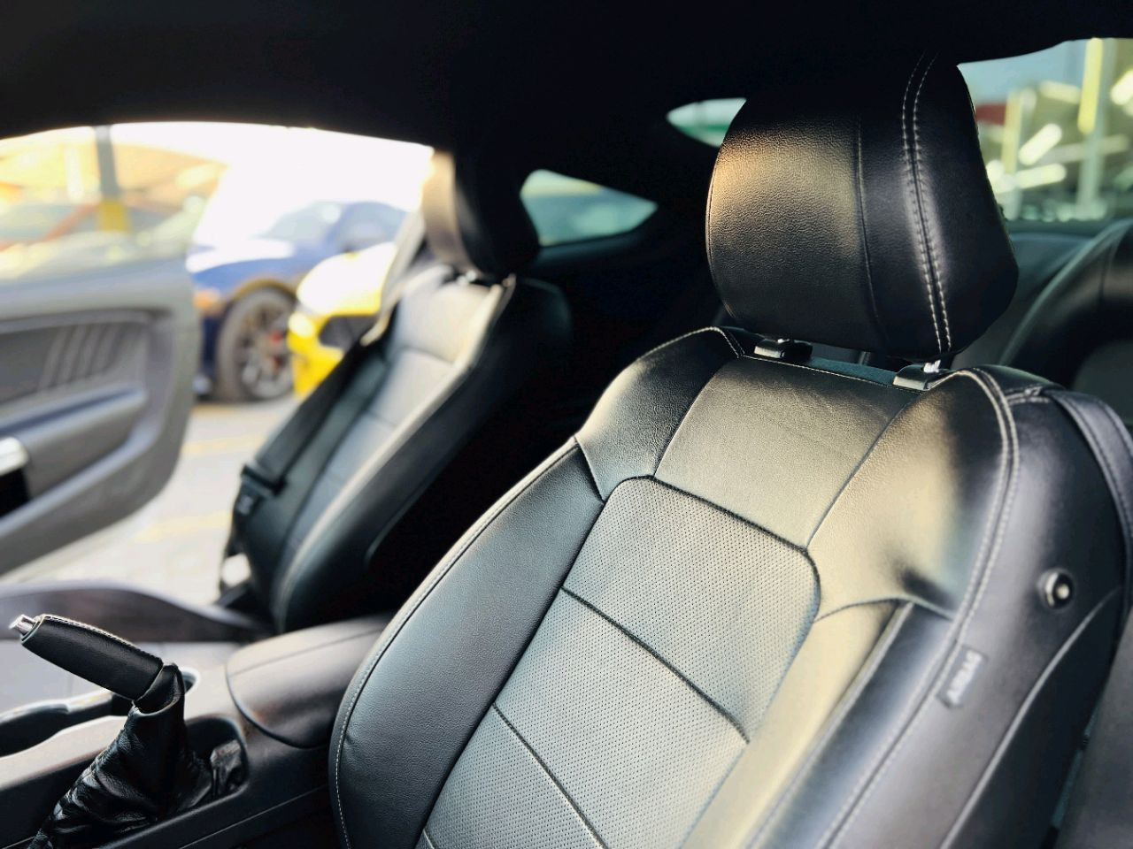 Ford Mustang - Image 11