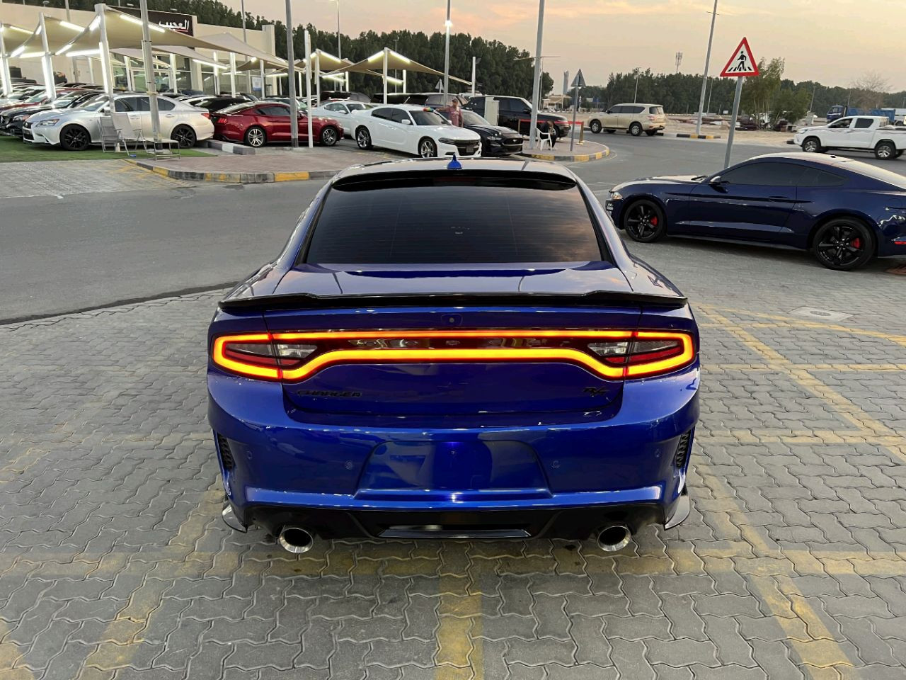 Dodge Charger - Image 7
