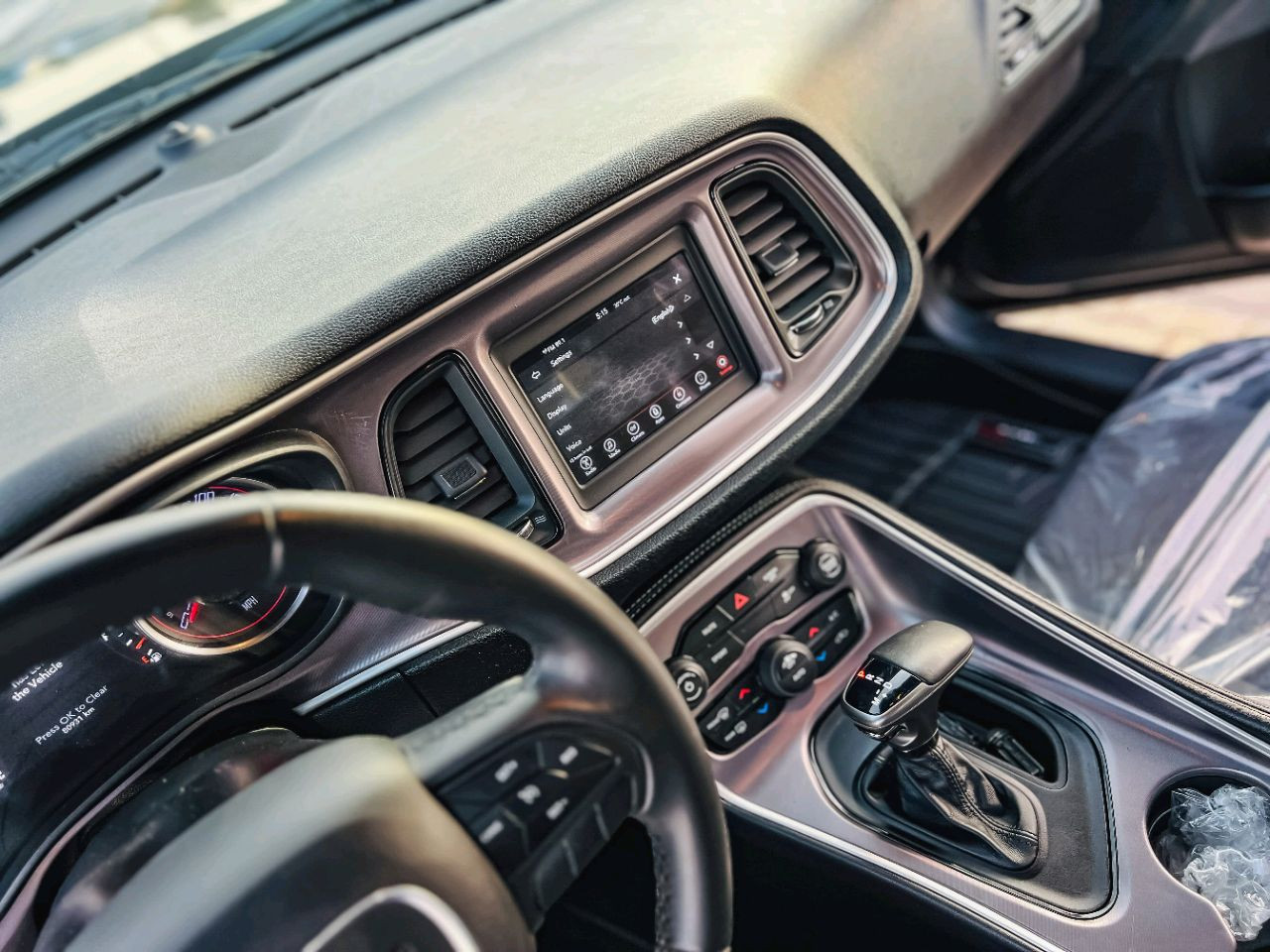Dodge Challenger - Image 12