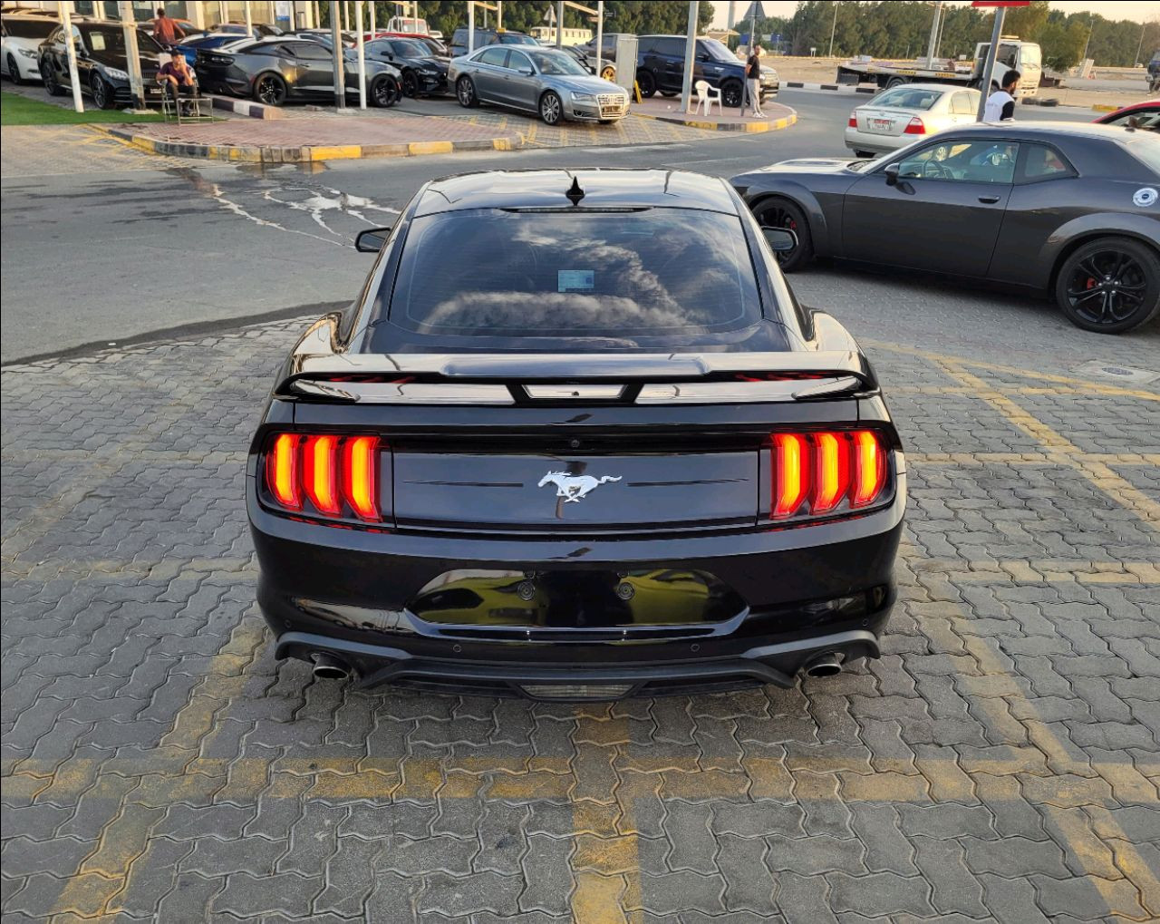 Ford Mustang - Image 6