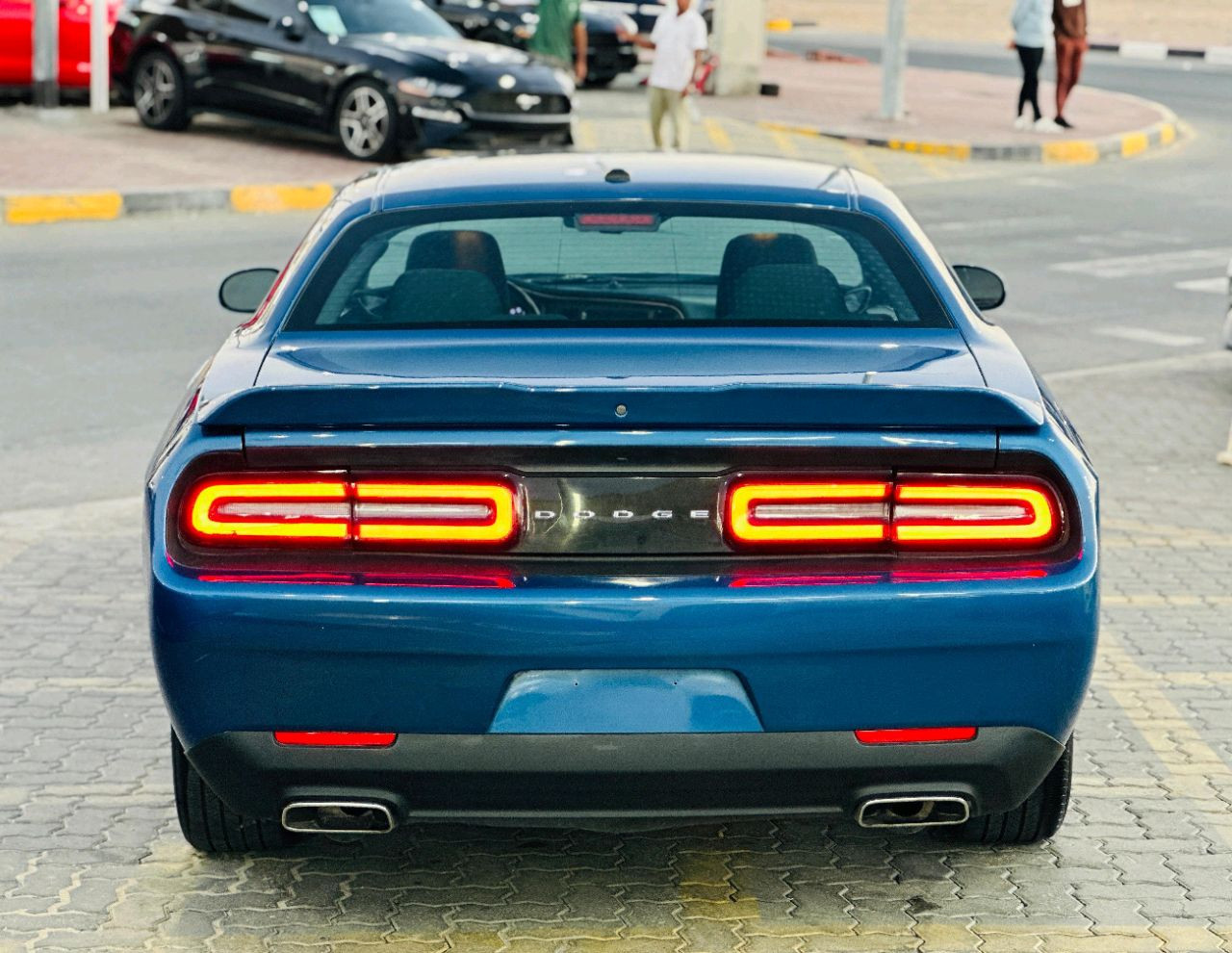 Dodge Challenger - Image 9
