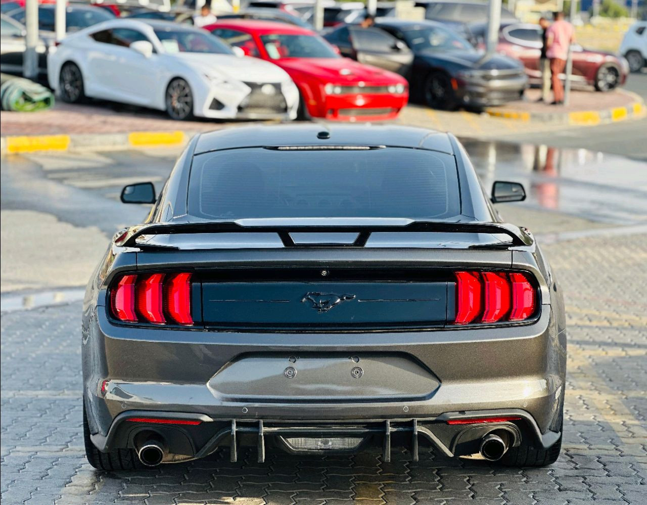 Ford Mustang - Image 7
