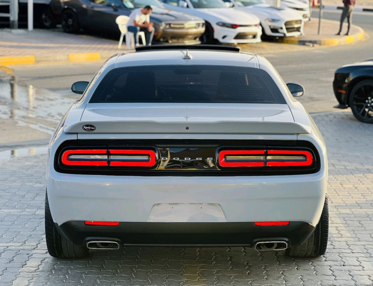 Dodge Challenger - Image 7