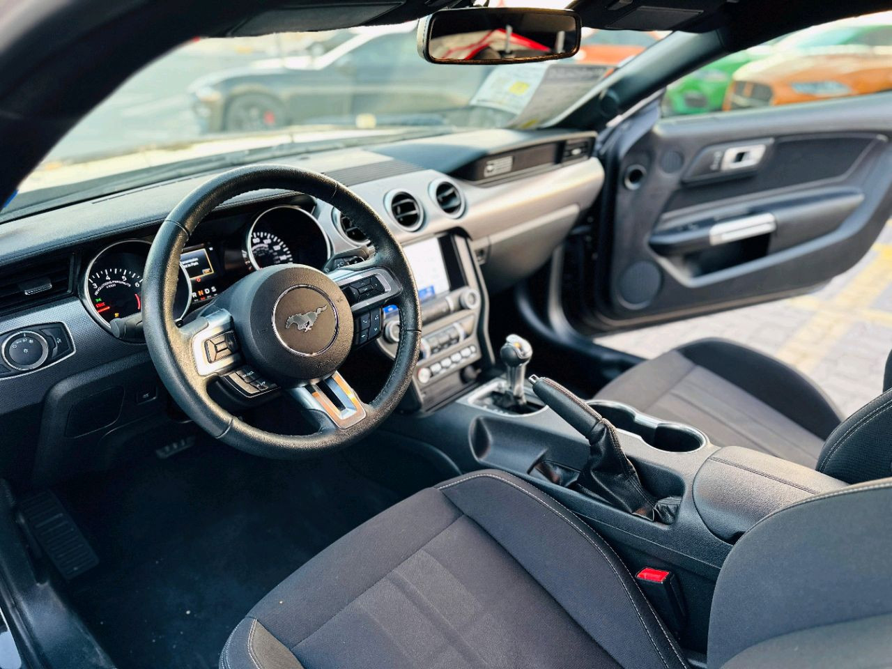 Ford Mustang - Image 9