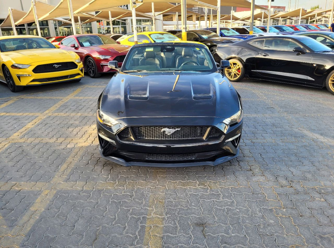 Ford Mustang - Image 4