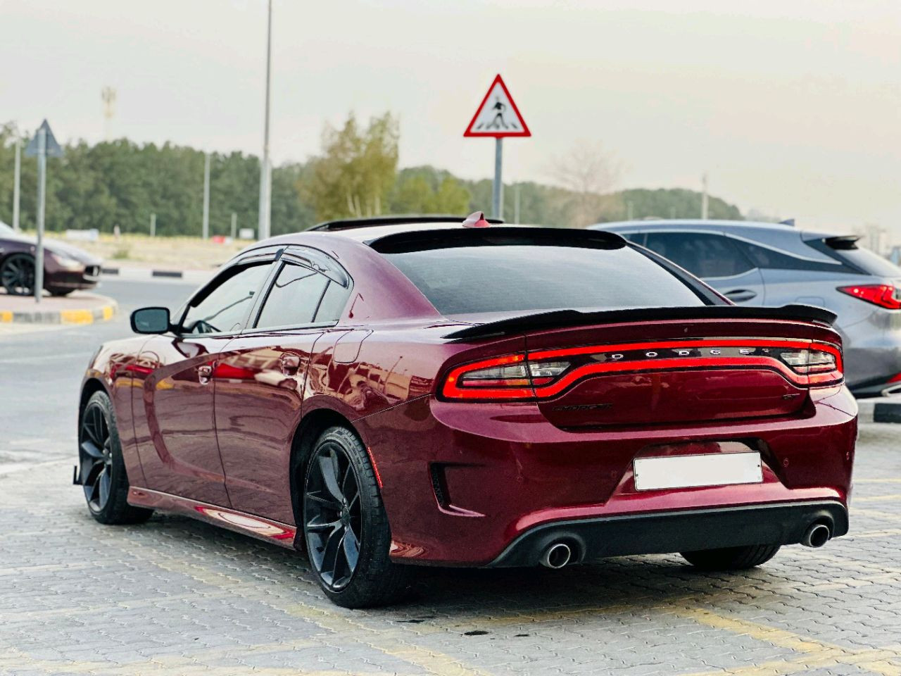 Dodge Charger - Image 2
