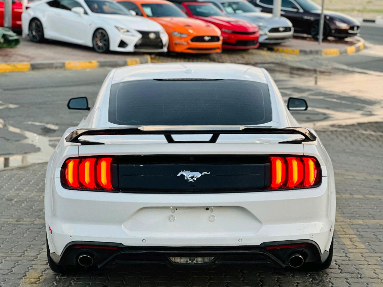 Ford Mustang - Image 8