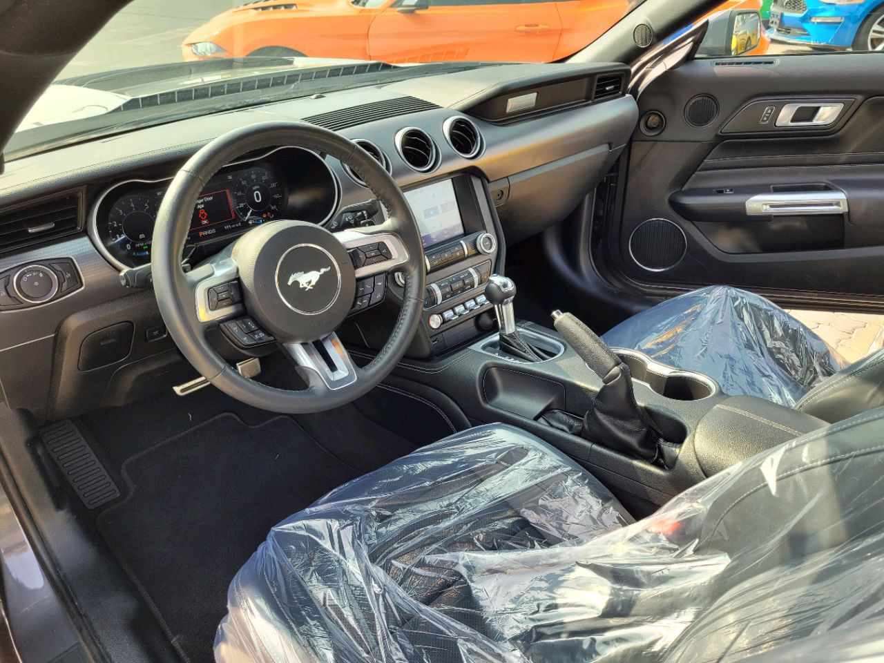 Ford Mustang - Image 9