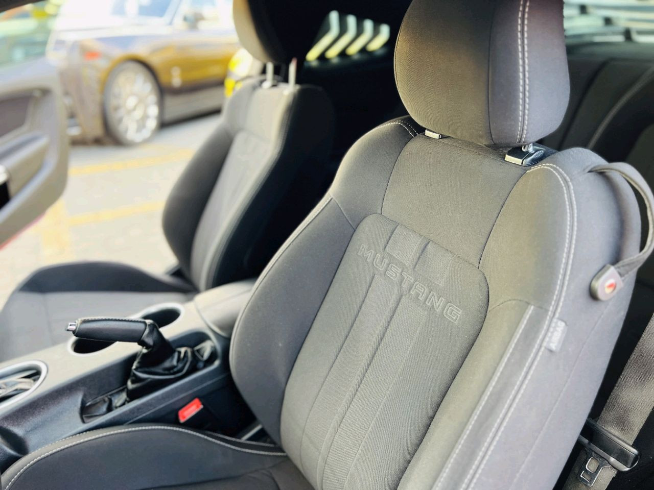Ford Mustang - Image 19