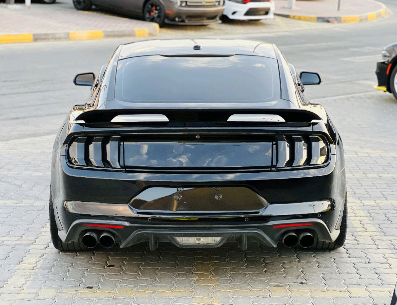 Ford Mustang - Image 7