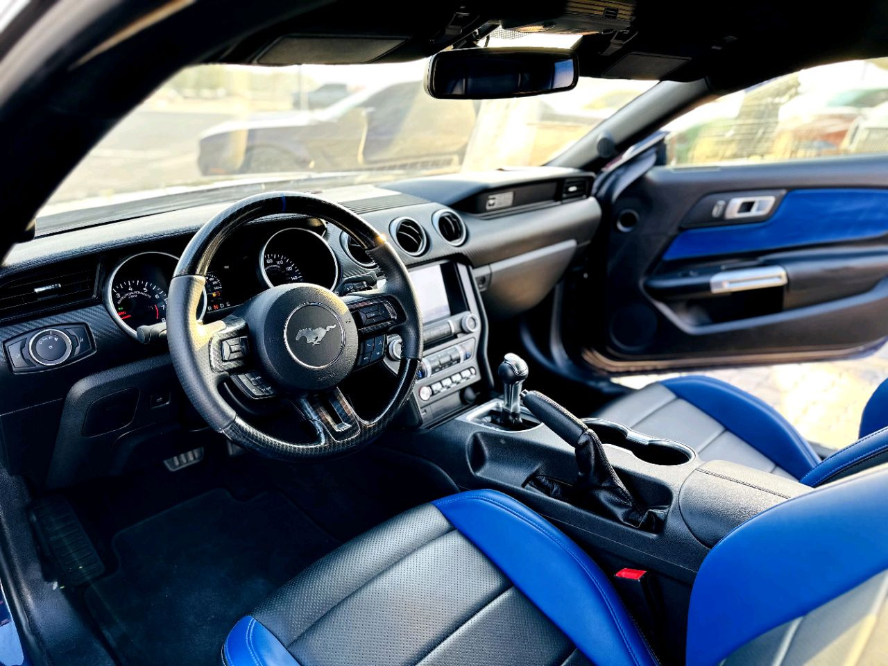 Ford Mustang - Image 9