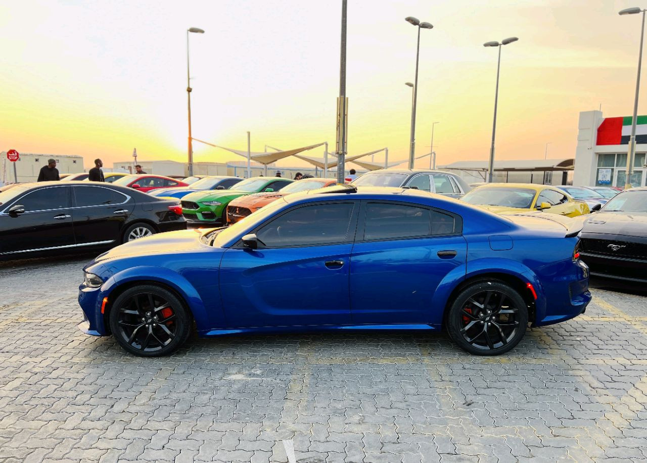Dodge Charger - Image 6