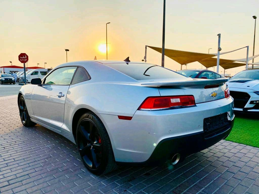 Chevrolet Camaro - Image 4