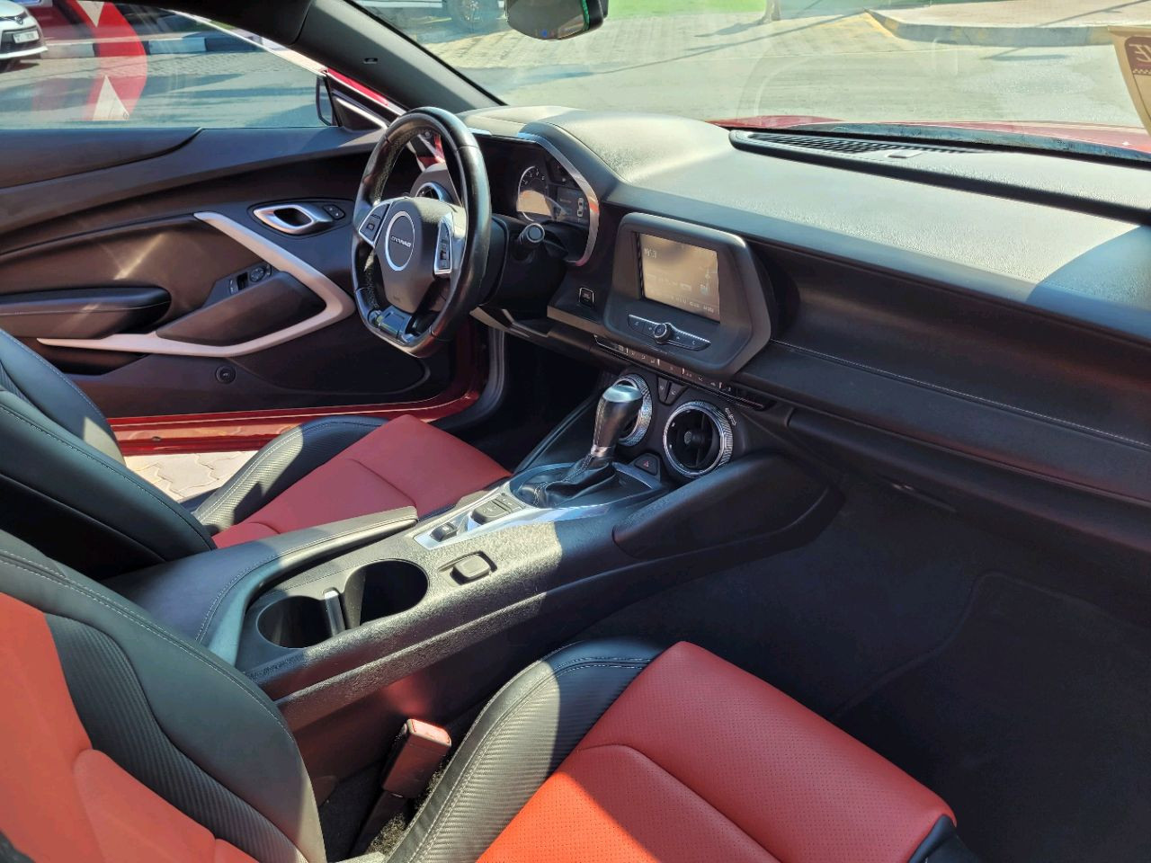 Chevrolet Camaro - Image 10