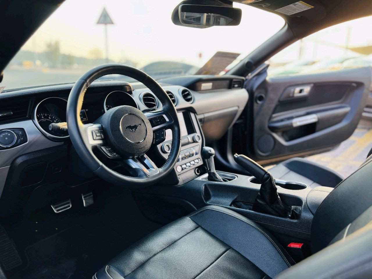 Ford Mustang - Image 20