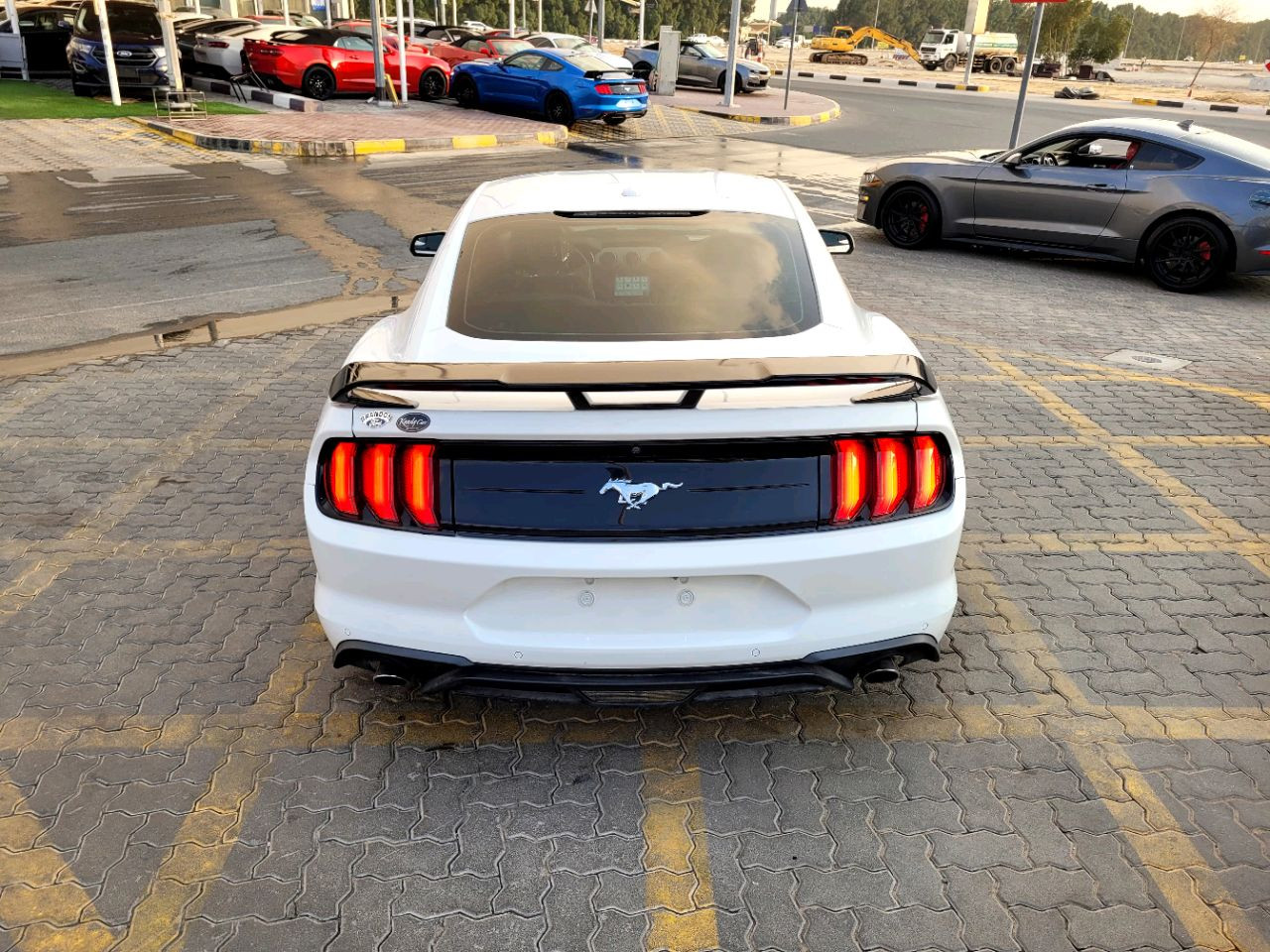 Ford Mustang - Image 9