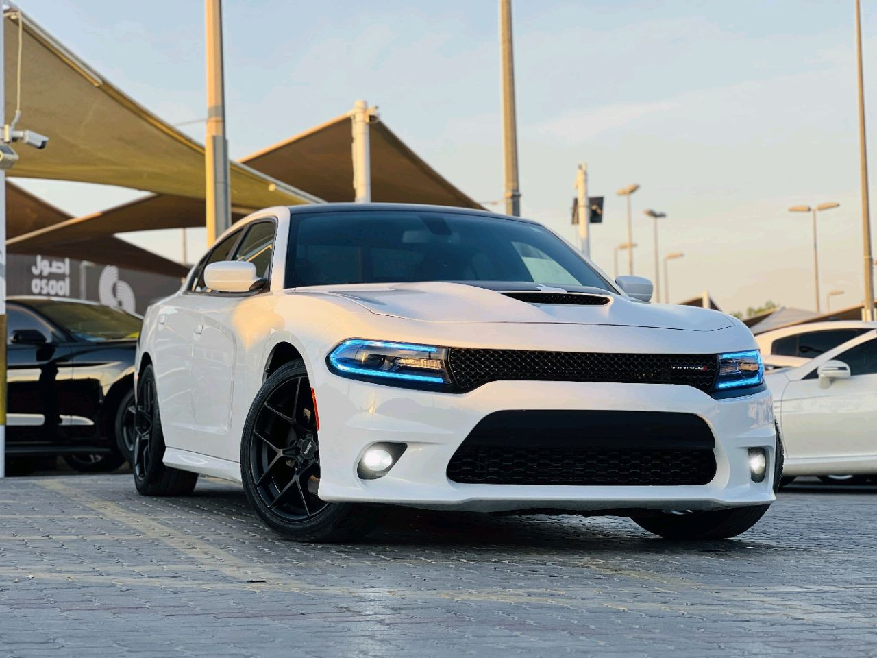 Dodge Charger - Image 4