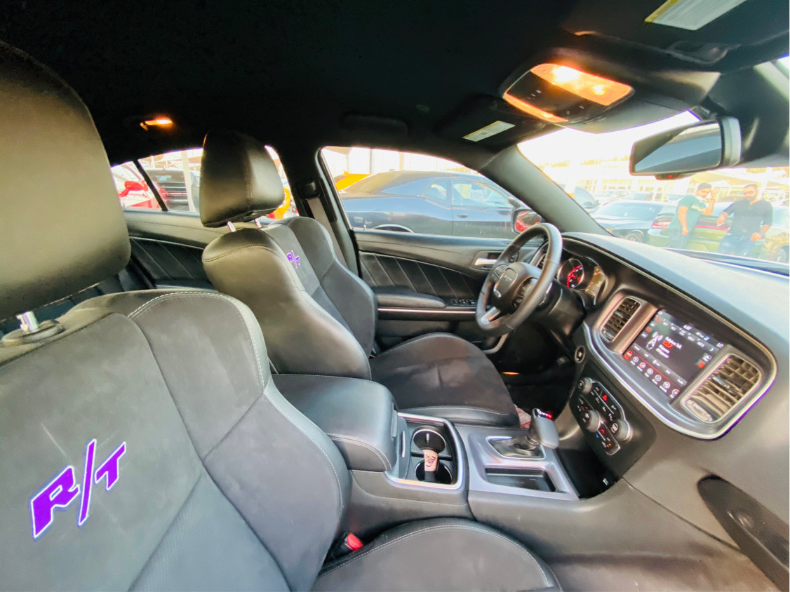 Dodge Charger - Image 9