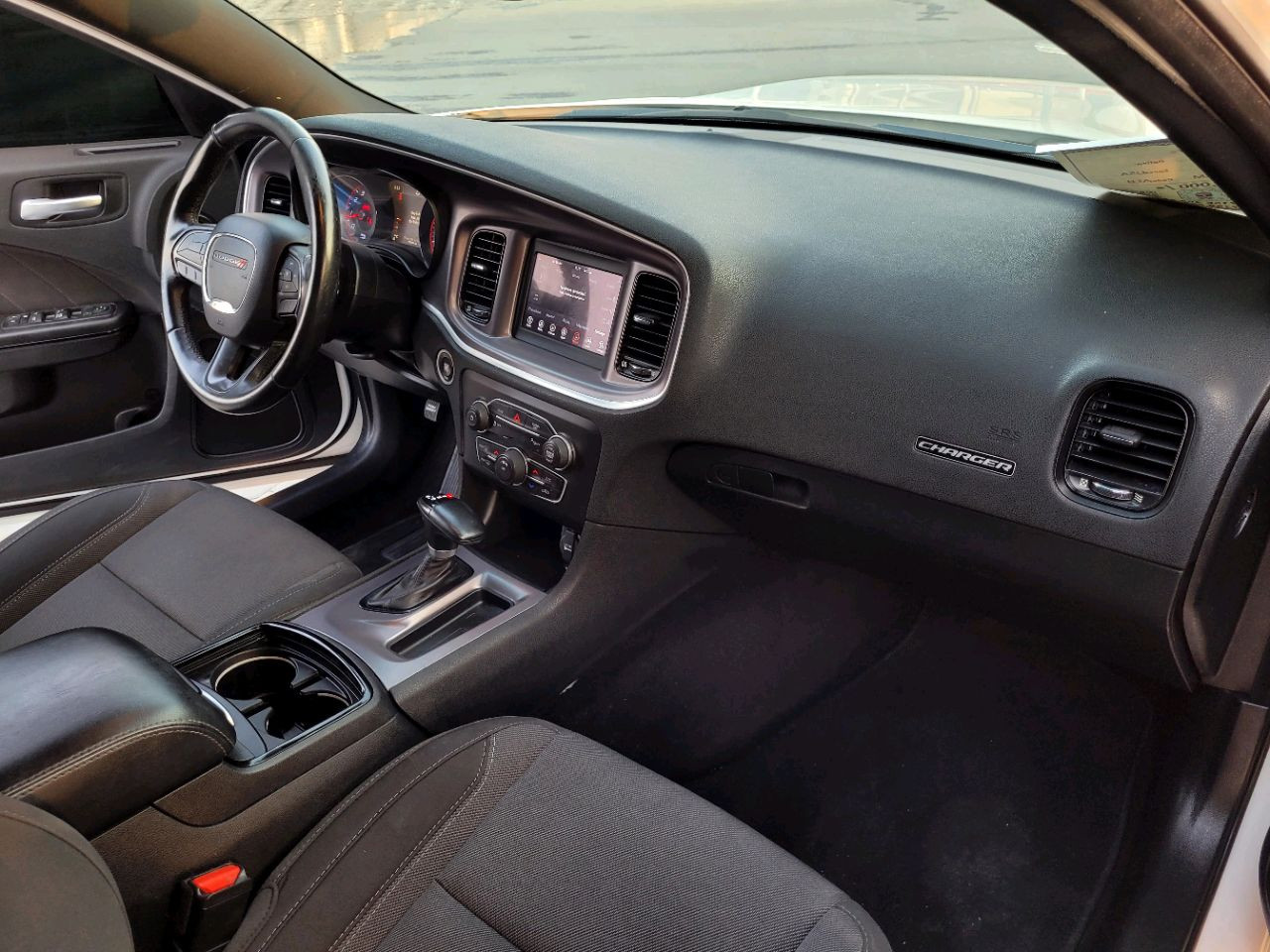 Dodge Charger - Image 8