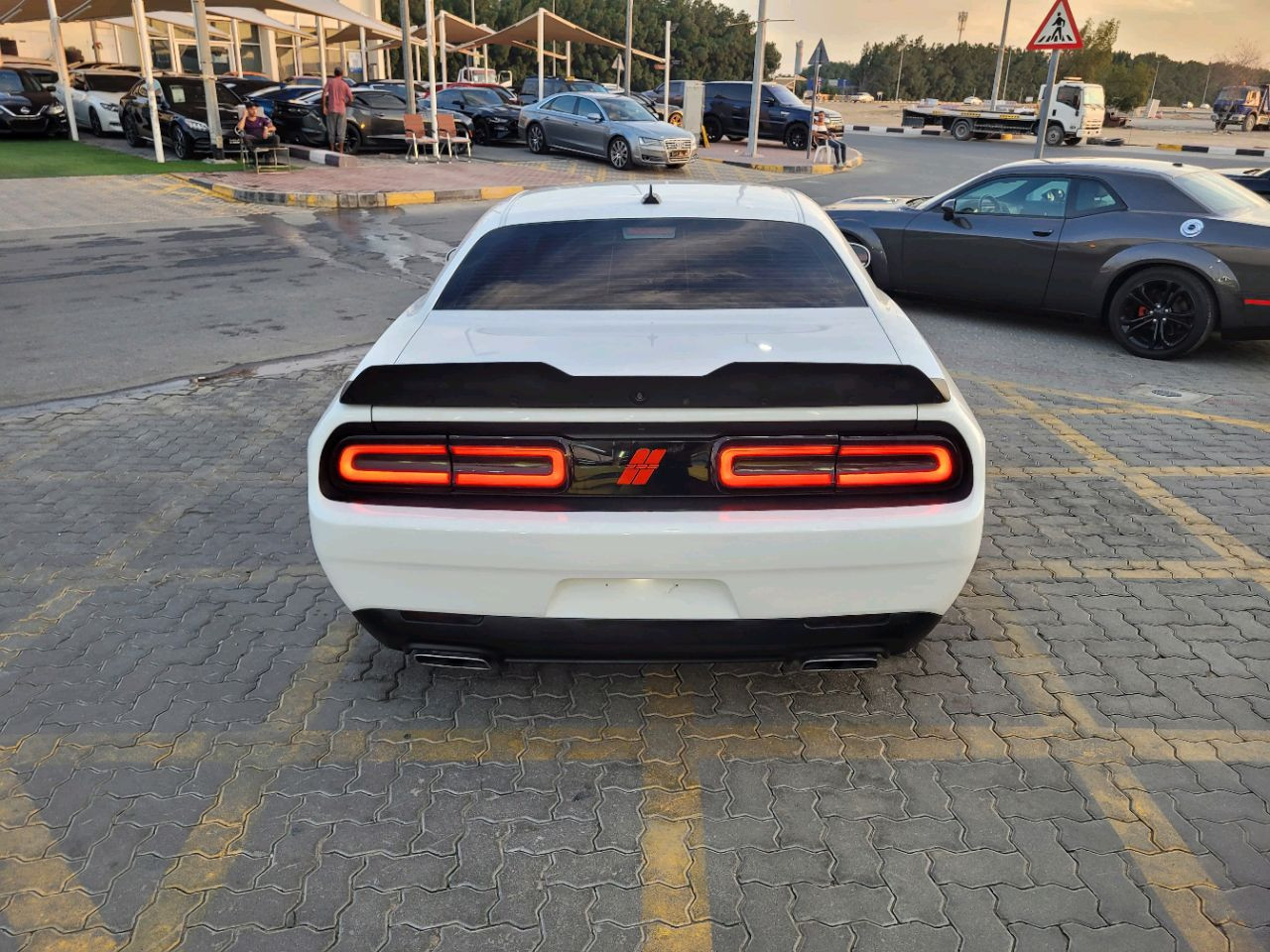 Dodge Challenger - Image 6