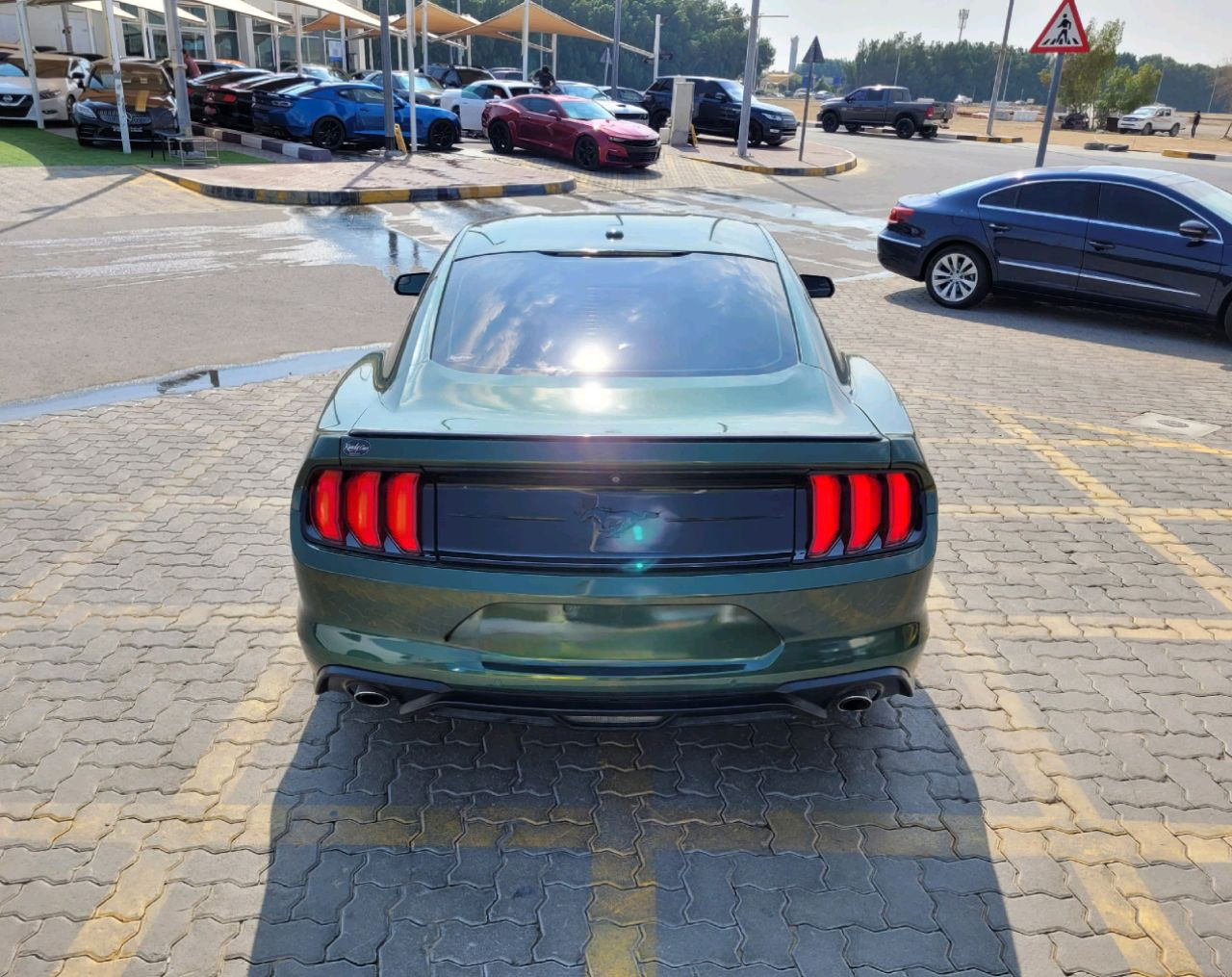 Ford Mustang - Image 7