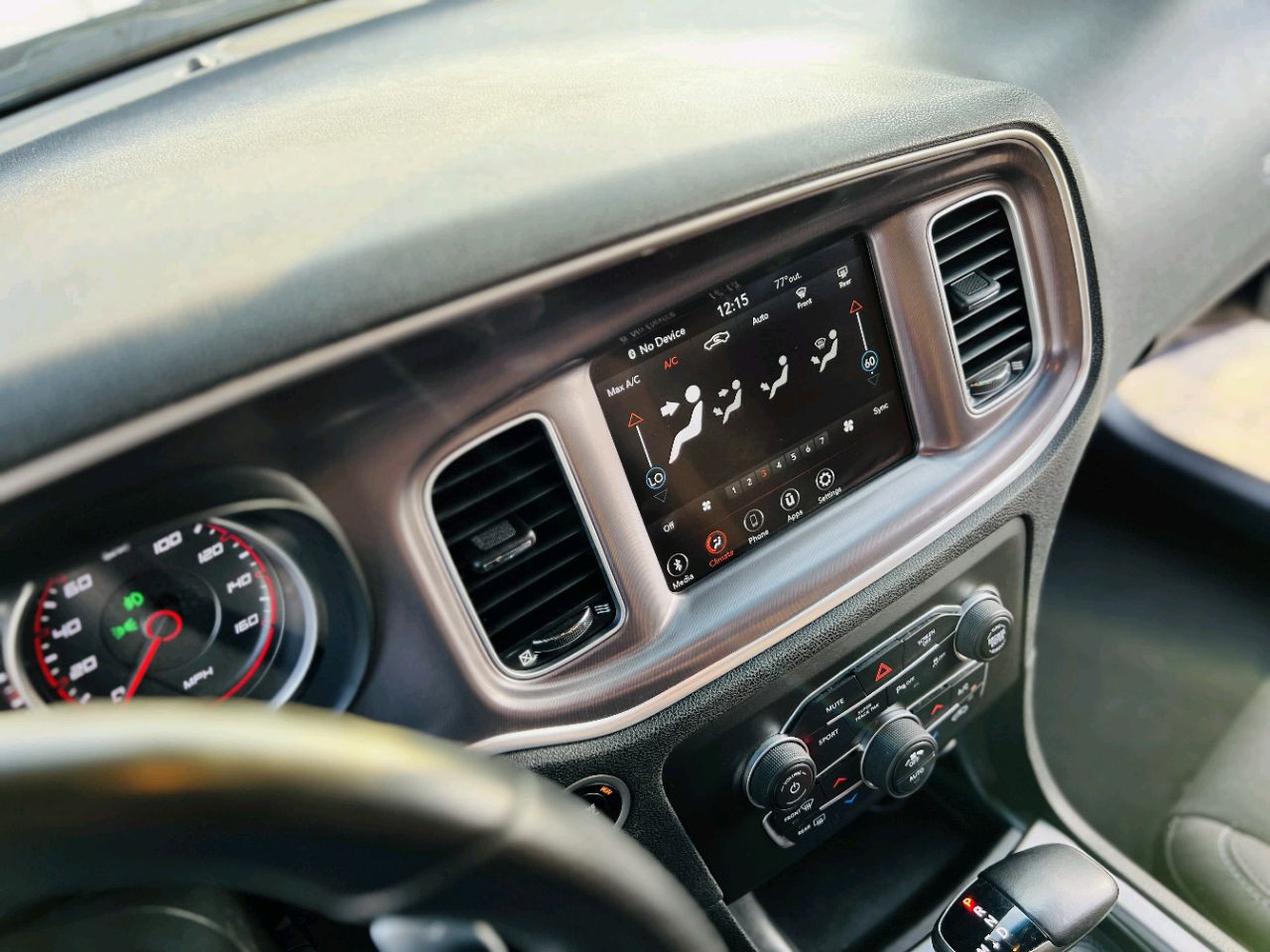 Dodge Charger - Image 12