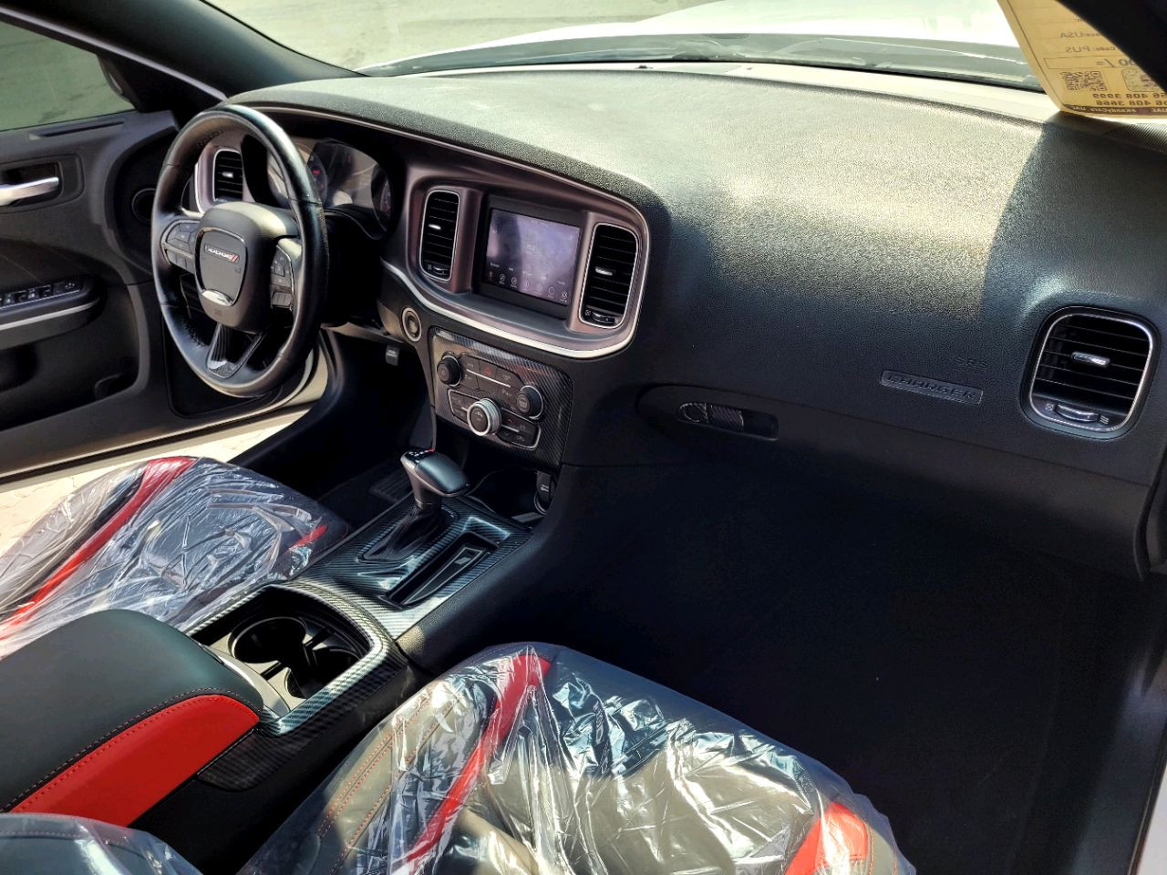 Dodge Charger - Image 9