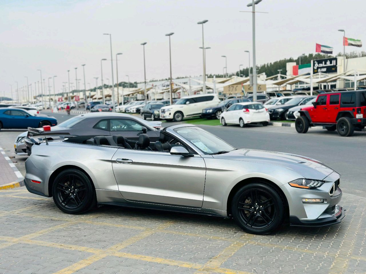 Ford Mustang - Image 5