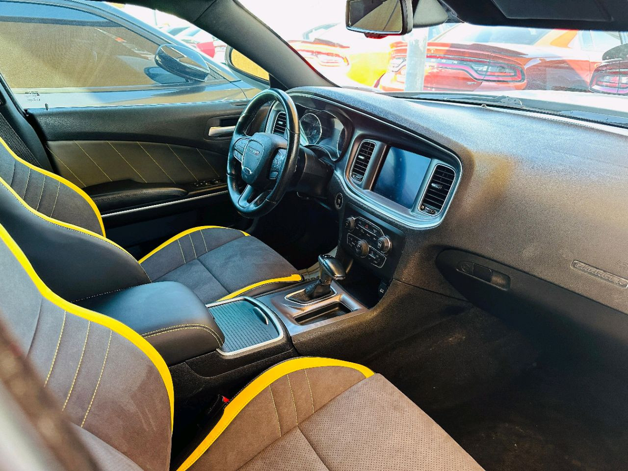 Dodge Charger - Image 11