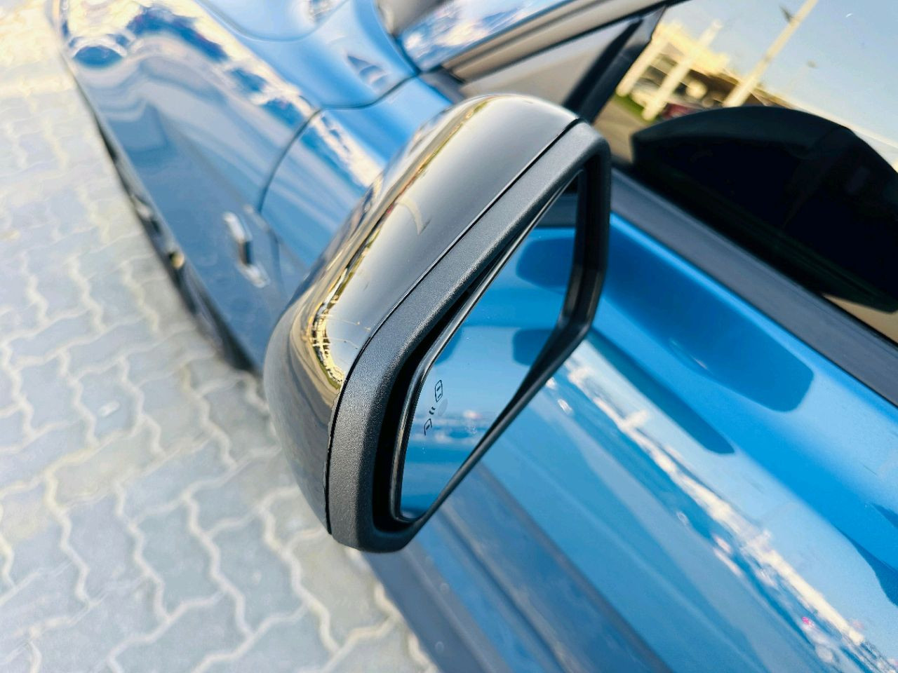 Ford Mustang - Image 10