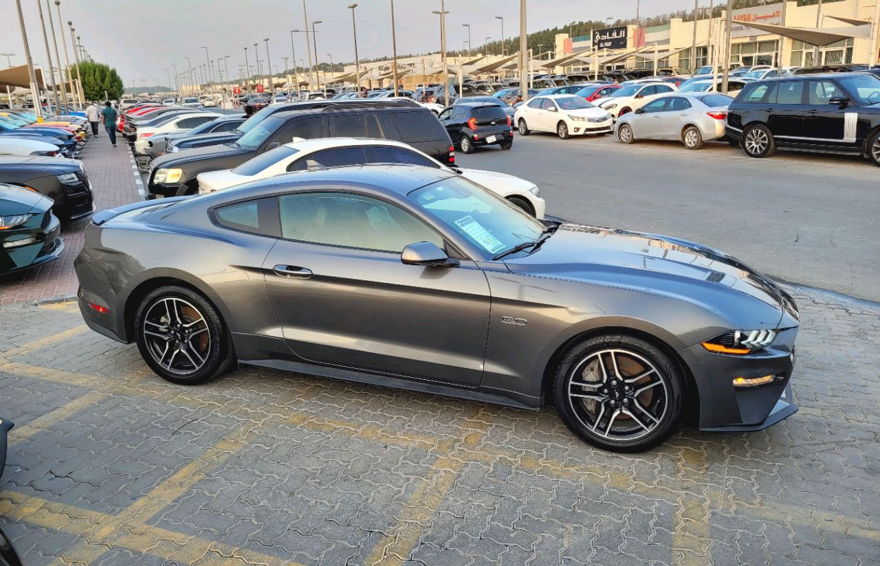 Ford Mustang - Image 5