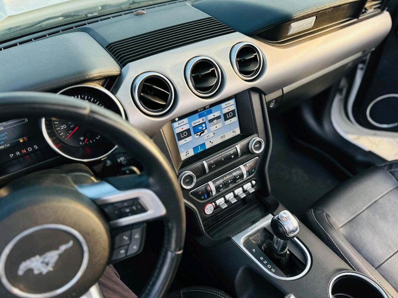 Ford Mustang - Image 11