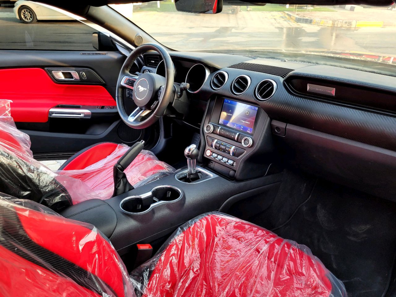 Ford Mustang - Image 7