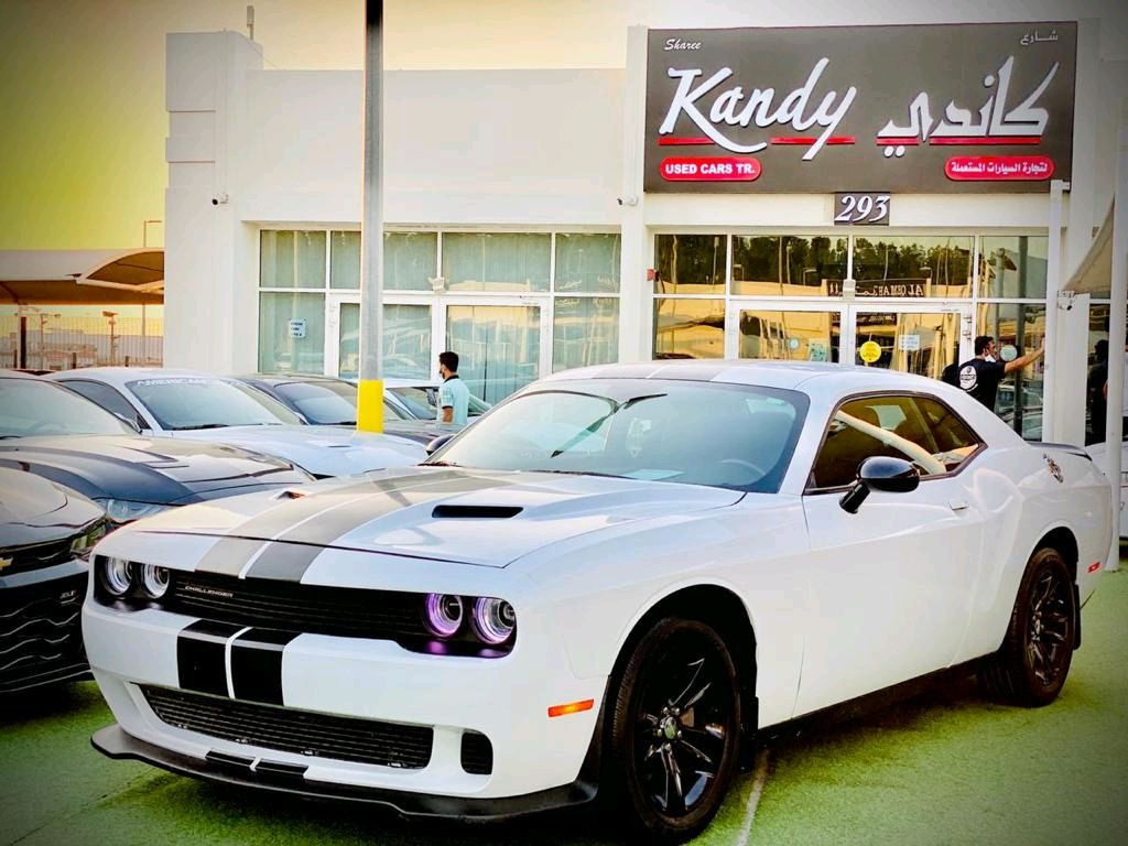 Dodge Challenger - Image 2