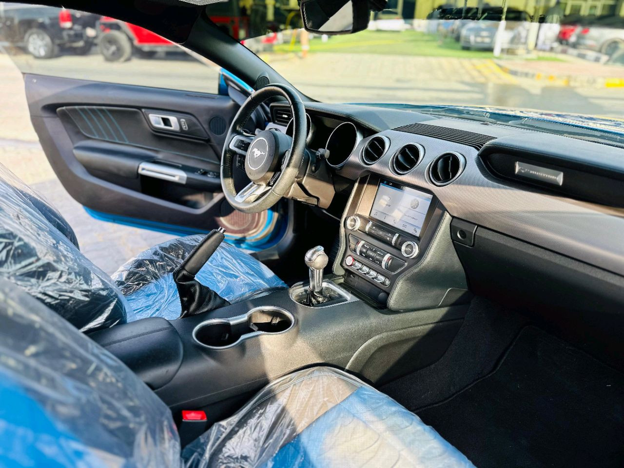 Ford Mustang - Image 12