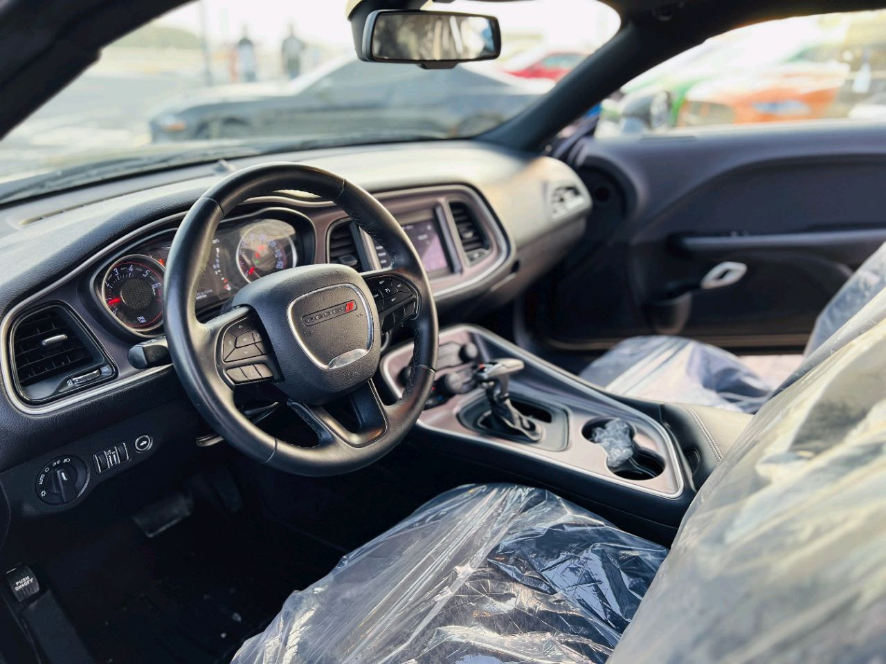 Dodge Challenger - Image 10